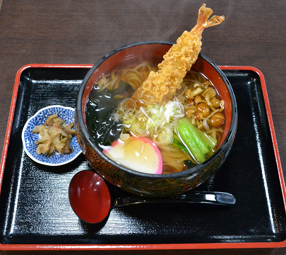 きりたんぽ鍋とともに秋田県を代表する郷土料理の稲庭うどん